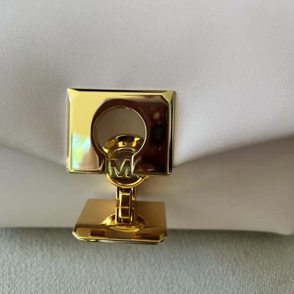 Brand New! Michael Kors Cross-Body Purse in this season's "it" color - blush. - Picture 7 of 9